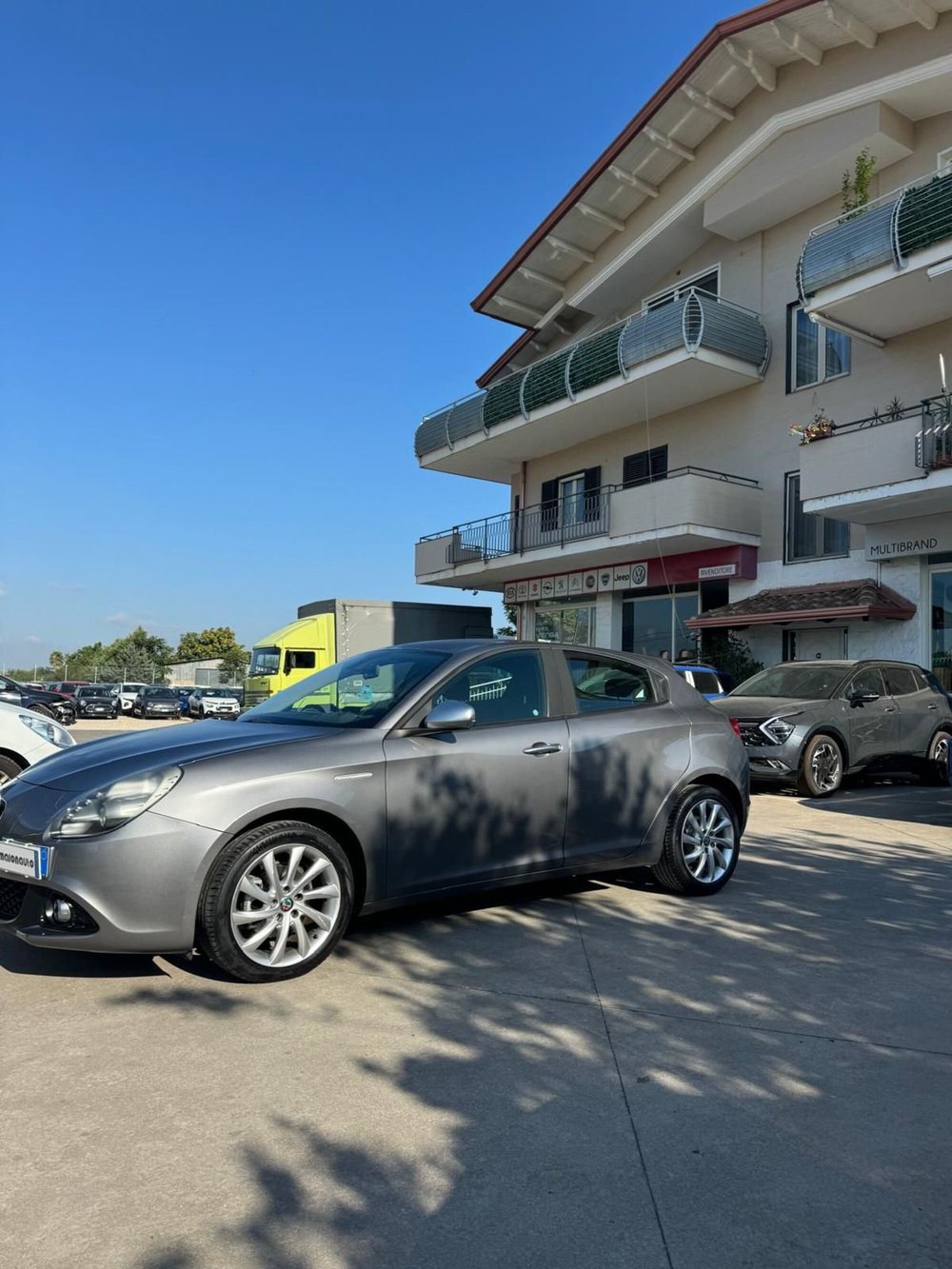 Alfa Romeo Giulietta usata a Caserta (2)