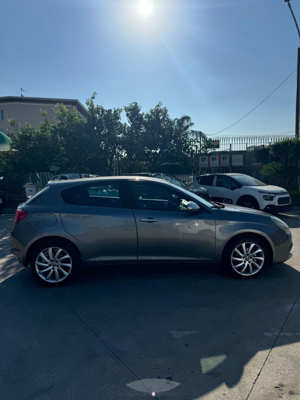 Alfa Romeo Giulietta usata a Caserta (7)