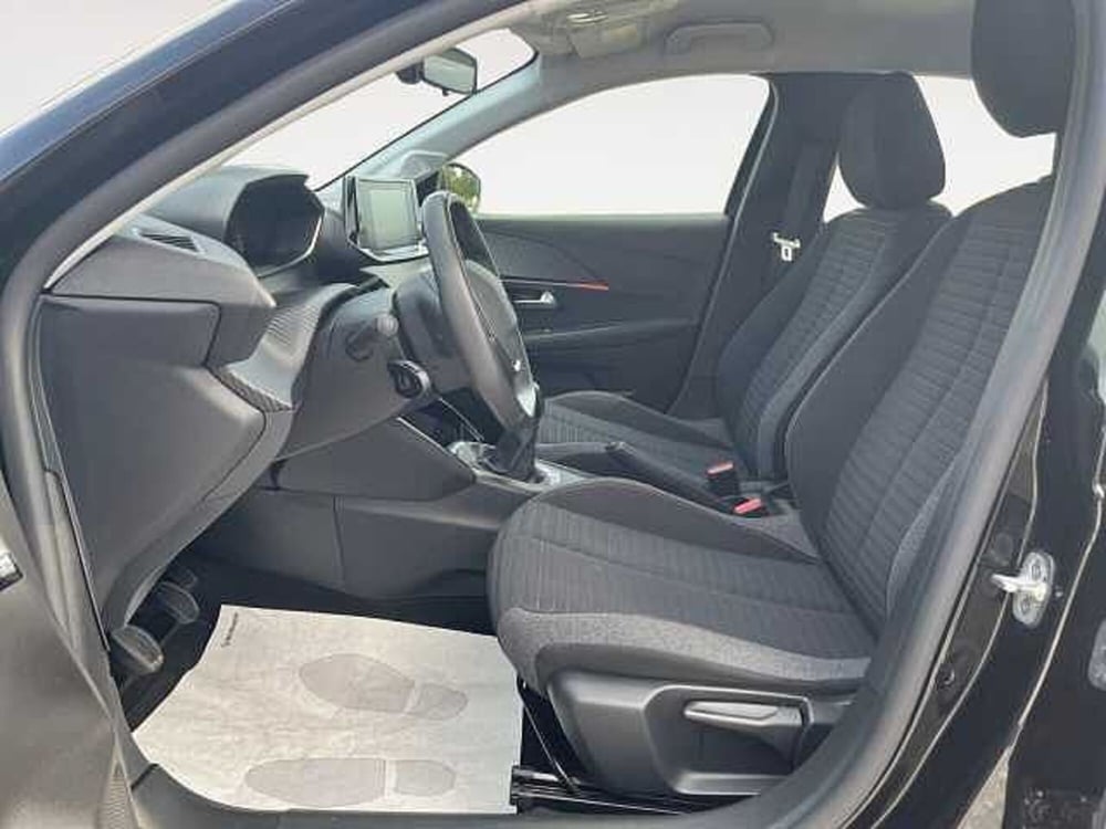 Peugeot 208 usata a Treviso (11)
