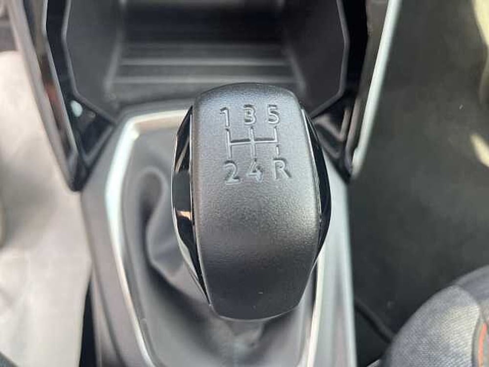 Peugeot 208 usata a Treviso (14)