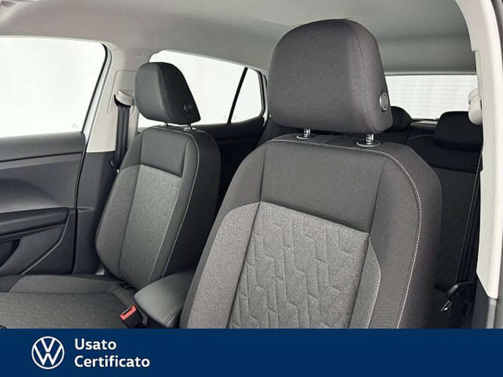 Volkswagen T-Cross nuova a Vicenza (8)