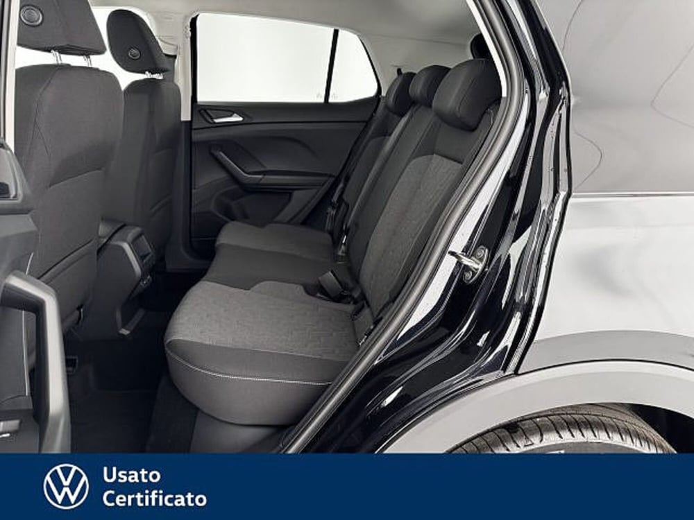 Volkswagen T-Cross nuova a Vicenza (9)