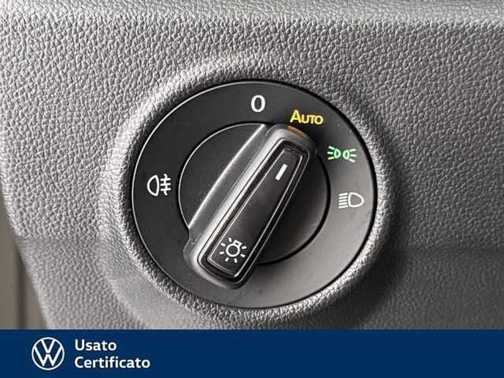 Volkswagen T-Roc usata a Vicenza (12)