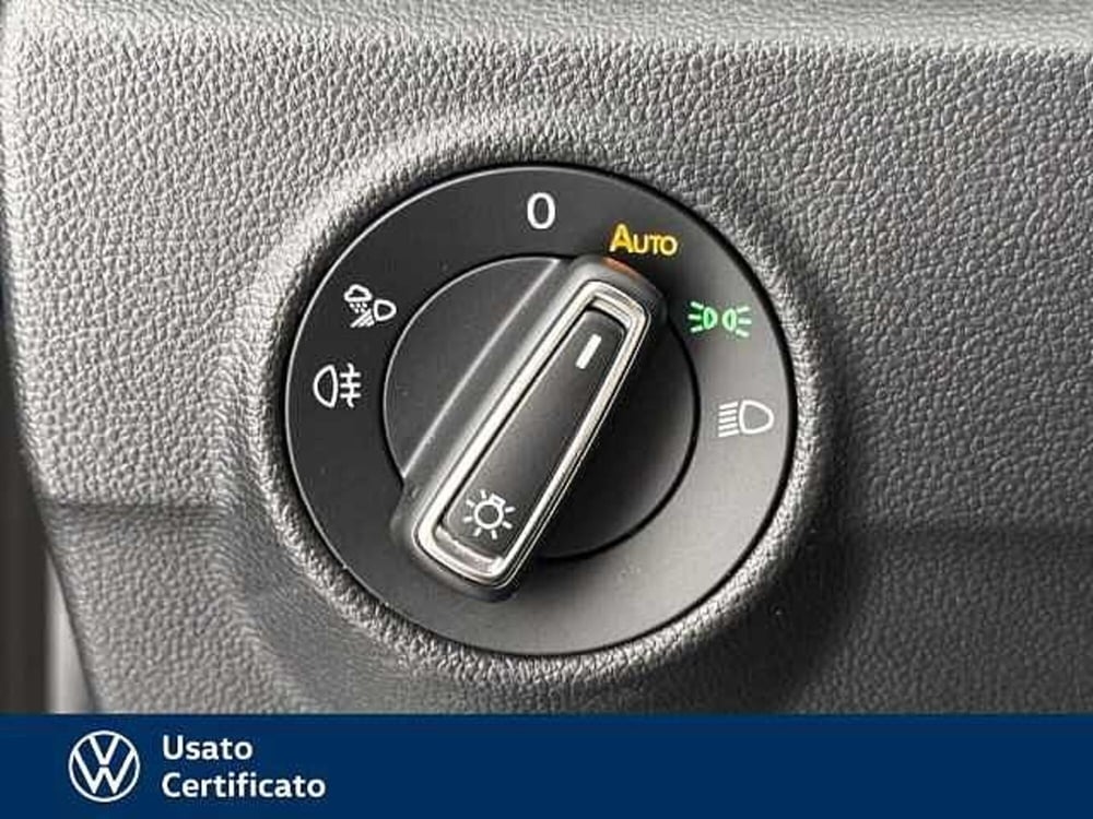 Volkswagen T-Roc usata a Vicenza (12)