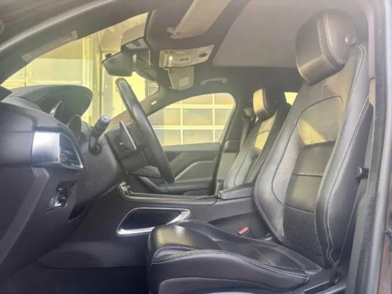 Jaguar F-Pace usata a Caltanissetta (11)