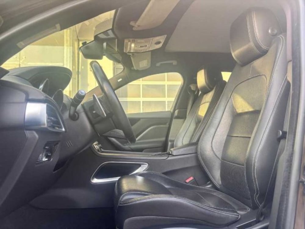 Jaguar F-Pace usata a Caltanissetta (11)