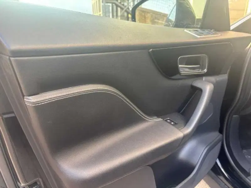 Jaguar F-Pace usata a Caltanissetta (16)