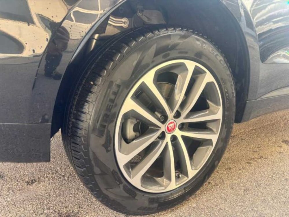 Jaguar F-Pace usata a Caltanissetta (8)