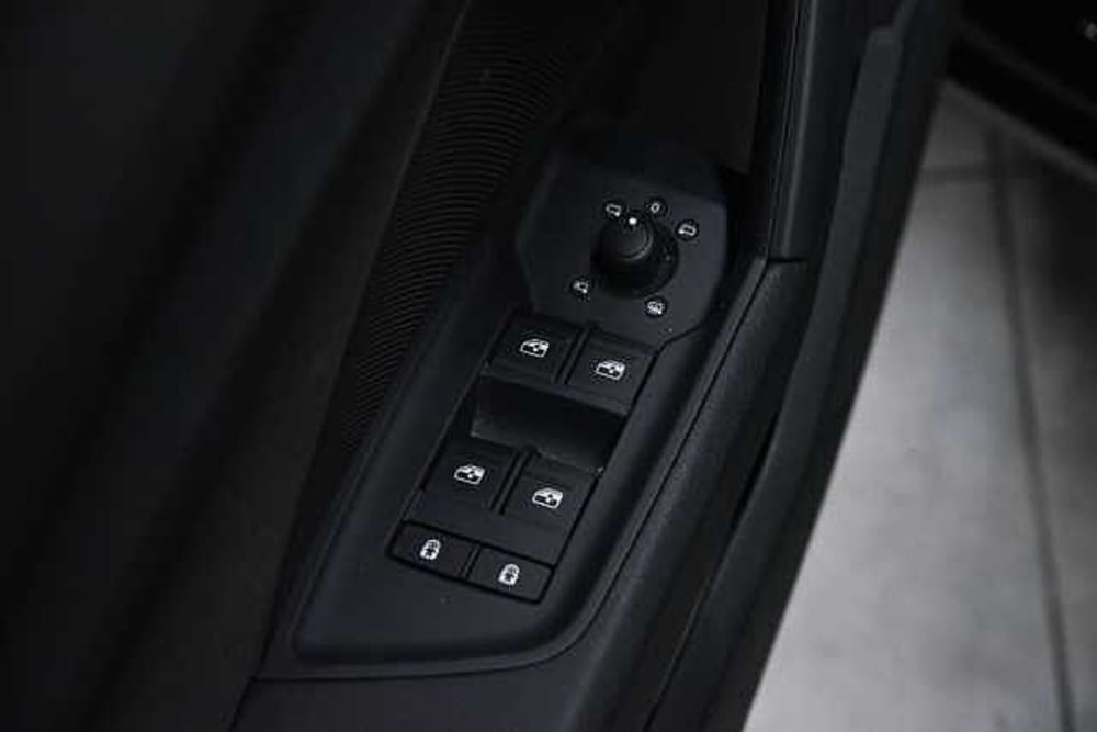 Audi A3 Sportback usata a Como (16)