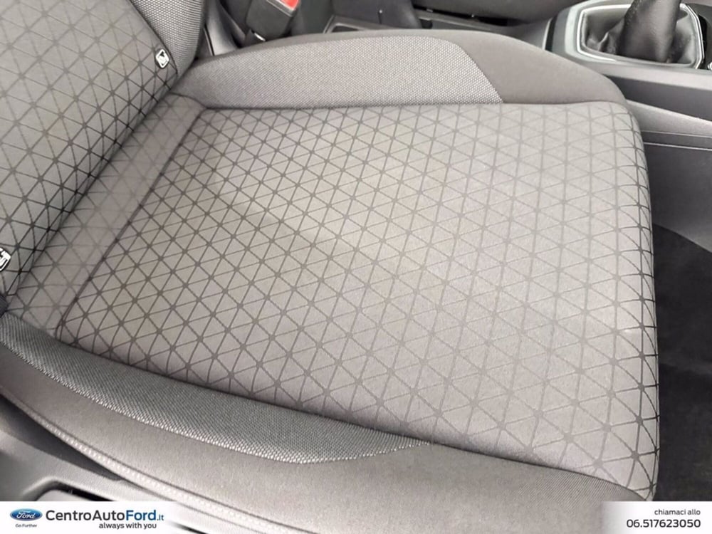 Volkswagen T-Cross usata a Roma (8)