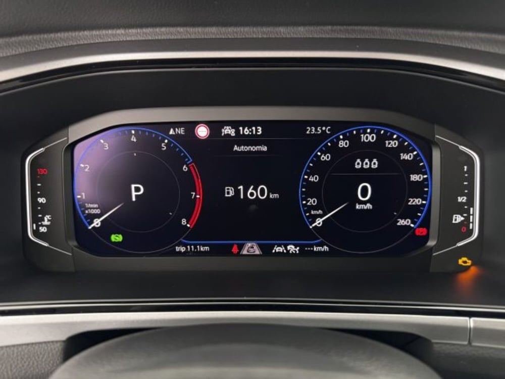 Volkswagen T-Roc nuova a Vicenza (12)