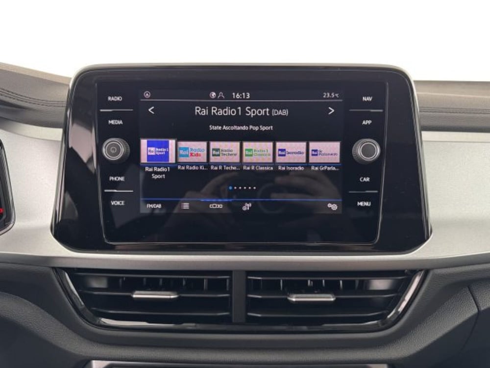 Volkswagen T-Roc nuova a Vicenza (13)