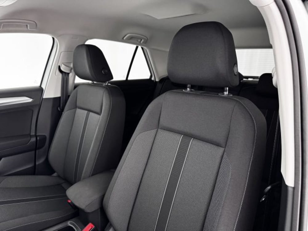 Volkswagen T-Roc nuova a Vicenza (8)