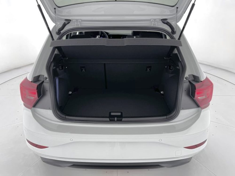 Volkswagen Polo nuova a Vicenza (10)