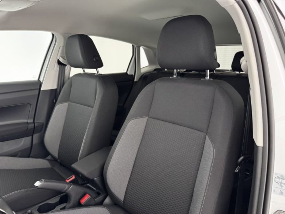 Volkswagen Polo nuova a Vicenza (8)