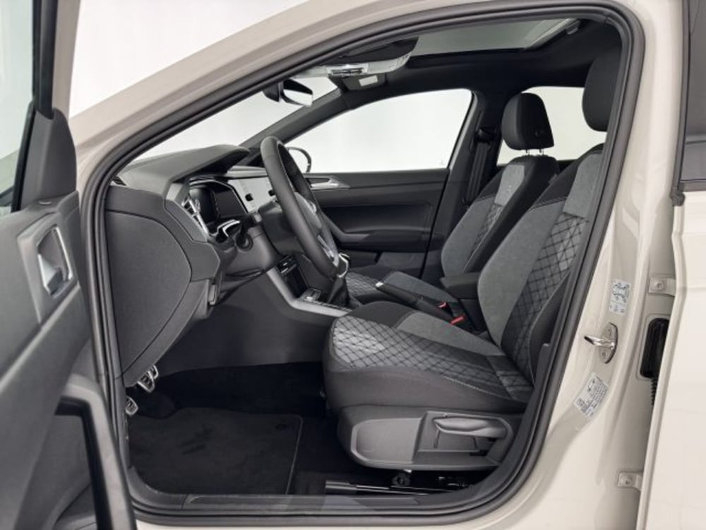 Volkswagen Taigo nuova a Vicenza (8)
