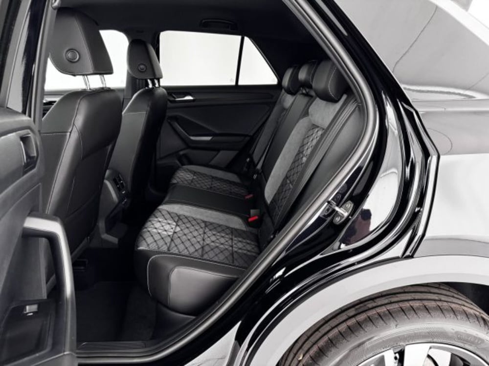 Volkswagen T-Roc nuova a Vicenza (10)