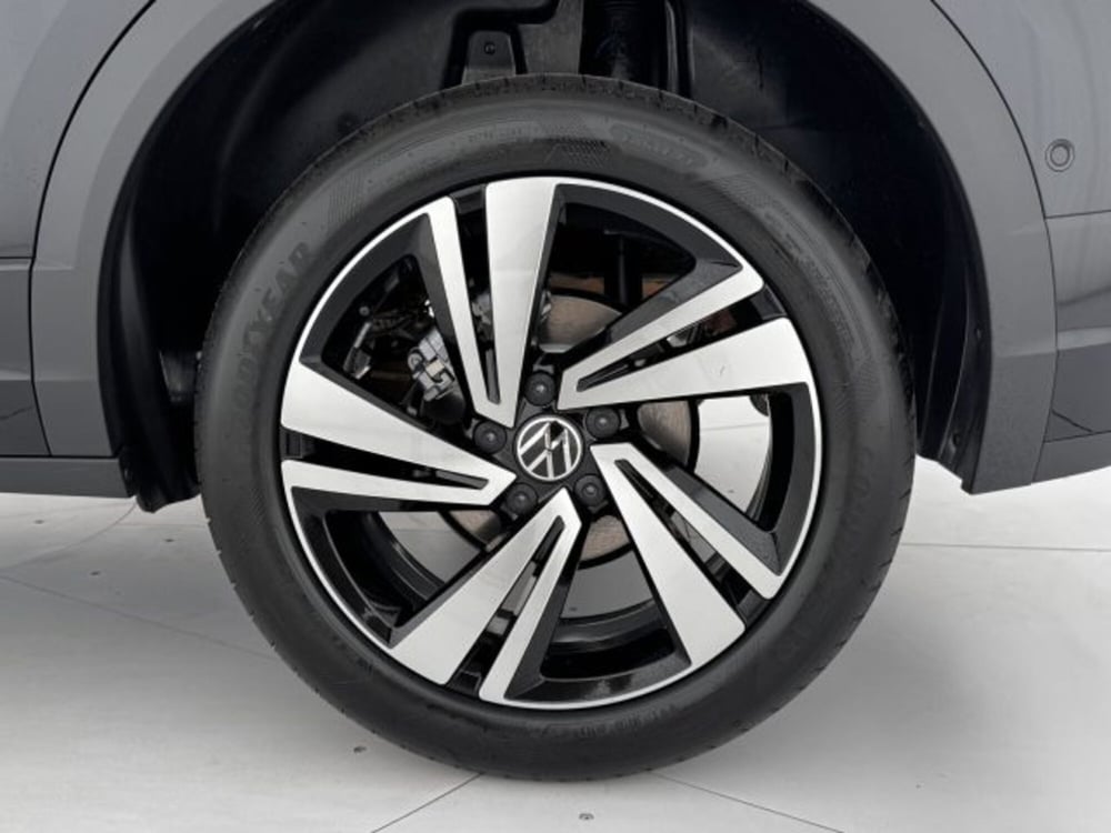 Volkswagen T-Roc nuova a Vicenza (6)