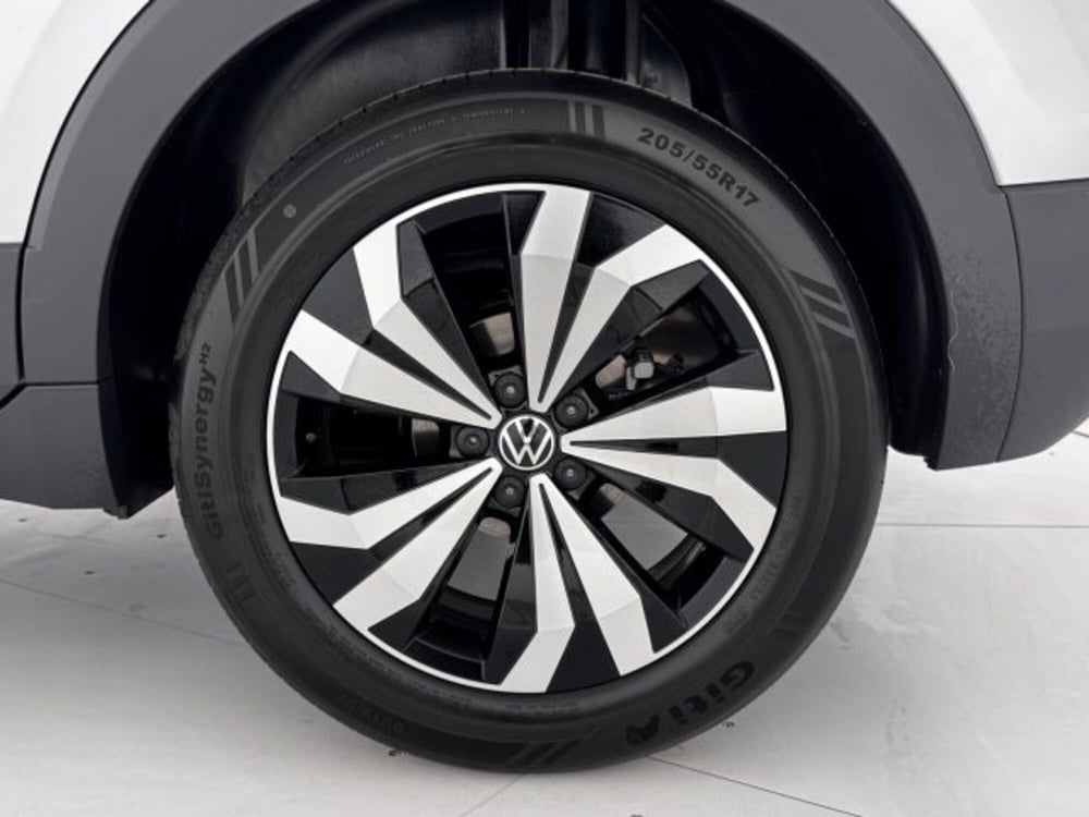 Volkswagen T-Cross nuova a Vicenza (6)