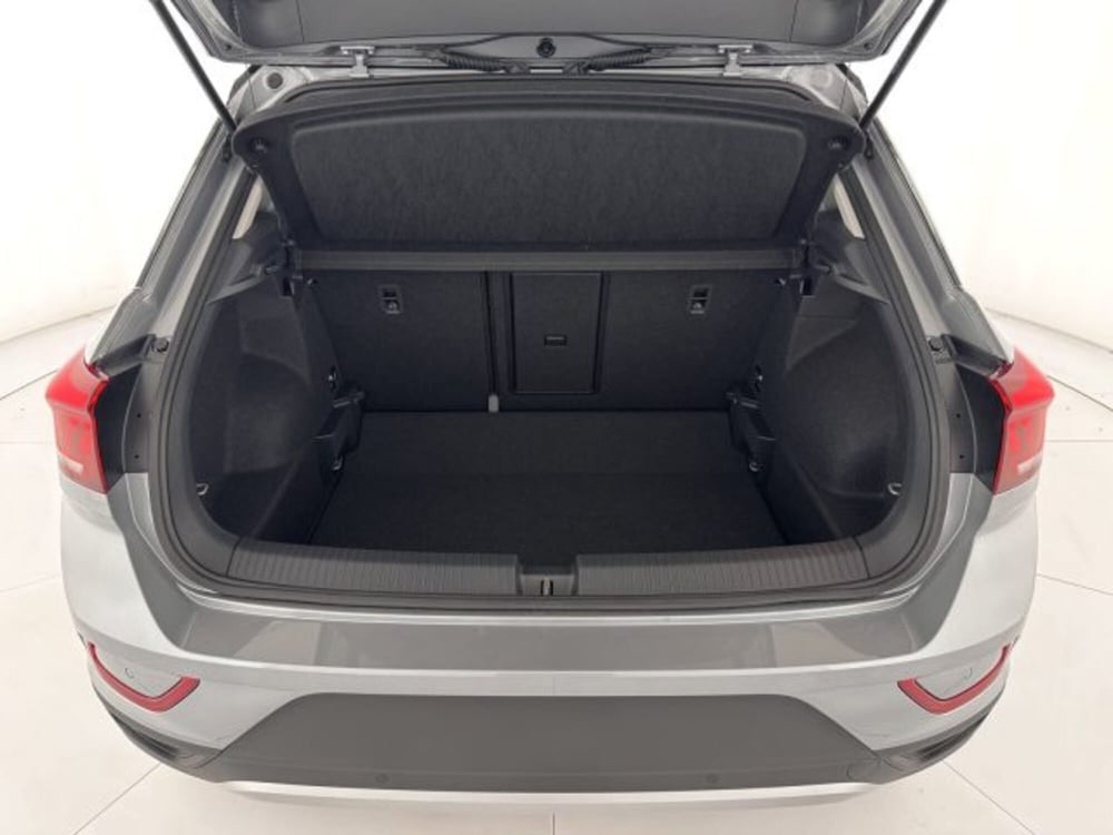 Volkswagen T-Roc nuova a Vicenza (10)