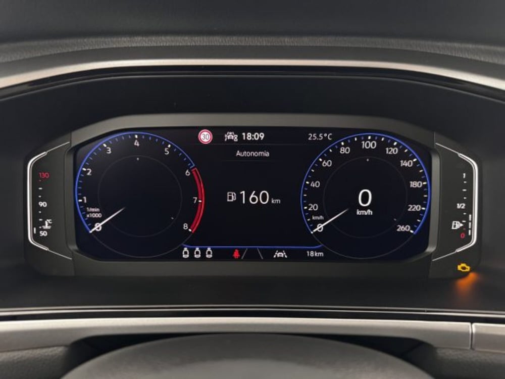 Volkswagen T-Roc nuova a Vicenza (13)
