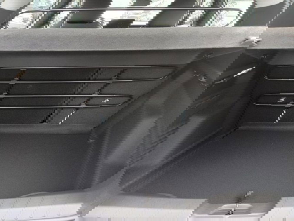 Jeep Avenger nuova a Brescia (14)