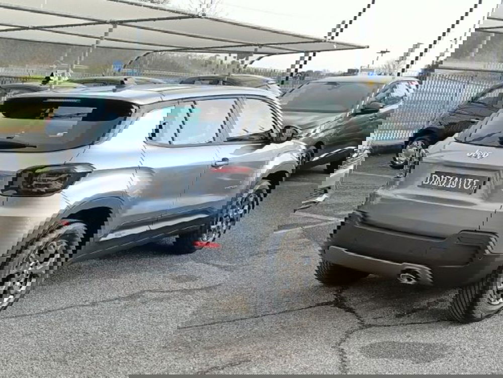 Jeep Avenger nuova a Brescia (4)