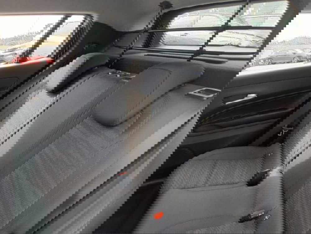 Jeep Avenger nuova a Brescia (9)