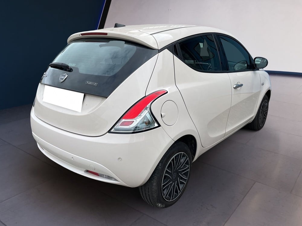 Lancia Ypsilon usata a Torino (4)