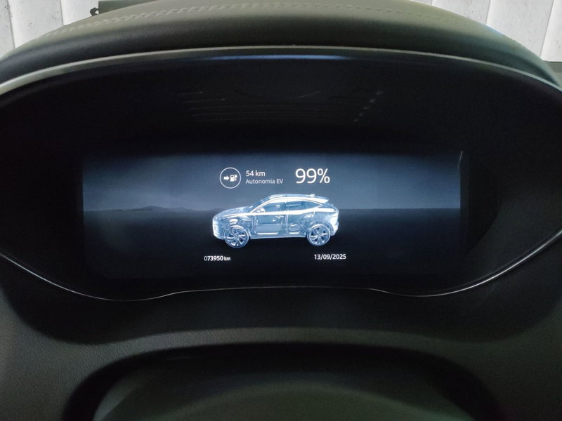 Jaguar E-Pace usata a Milano (10)