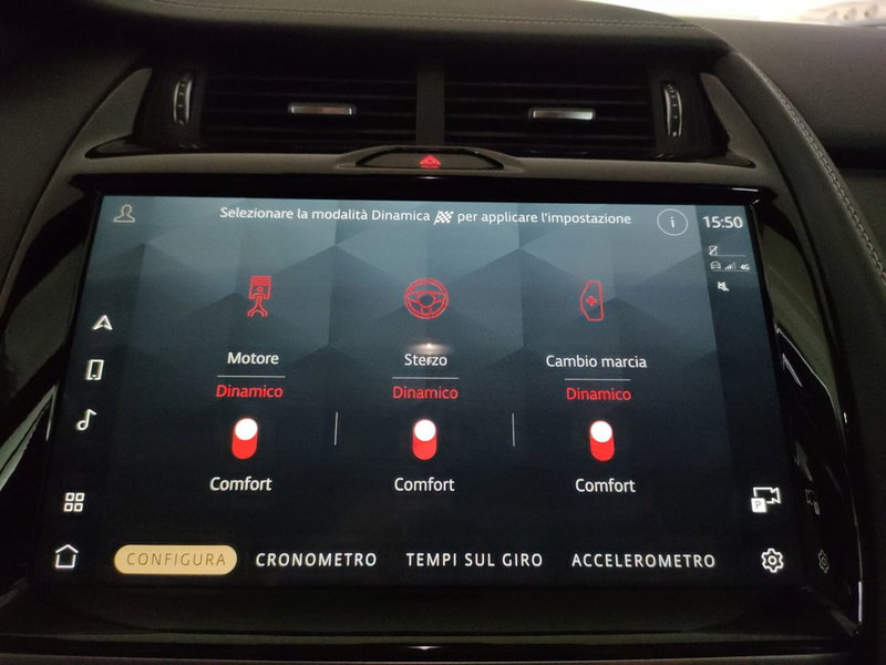 Jaguar E-Pace usata a Milano (17)