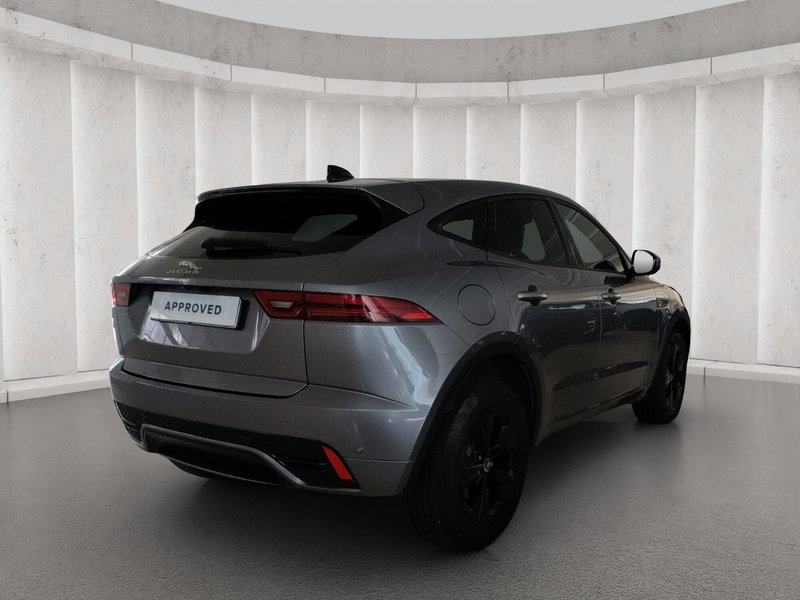 Jaguar E-Pace usata a Milano (2)