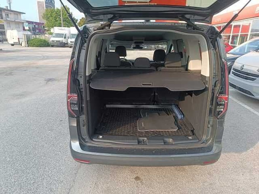 Volkswagen Caddy usata a Vicenza (6)