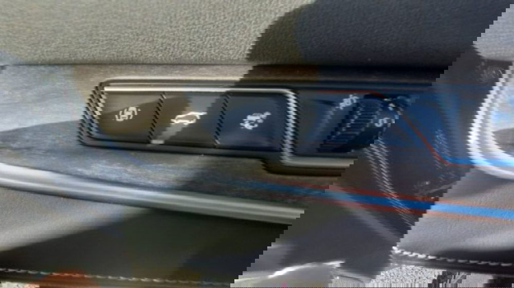 Dfsk E5  nuova a Bologna (15)