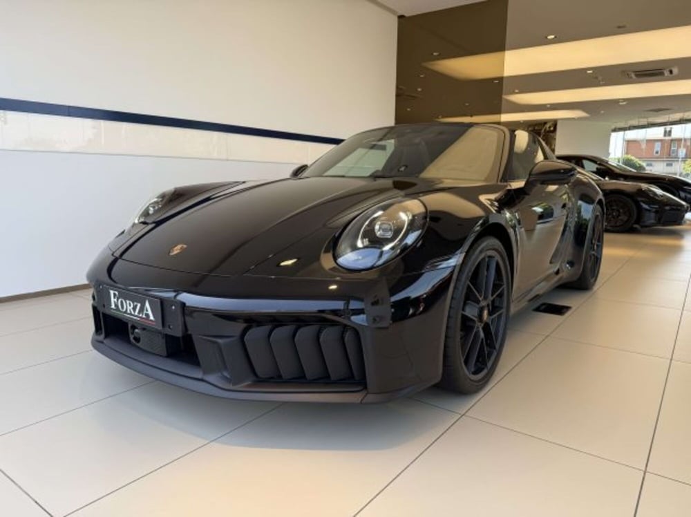Porsche 911 Cabrio nuova a Torino