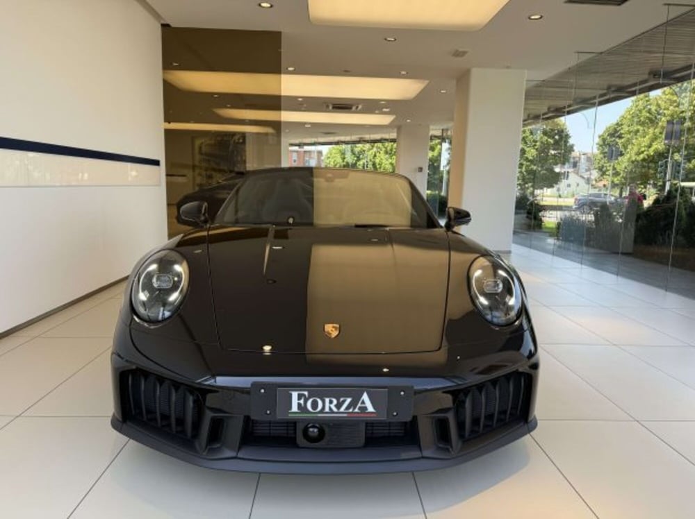 Porsche 911 Cabrio nuova a Torino (2)