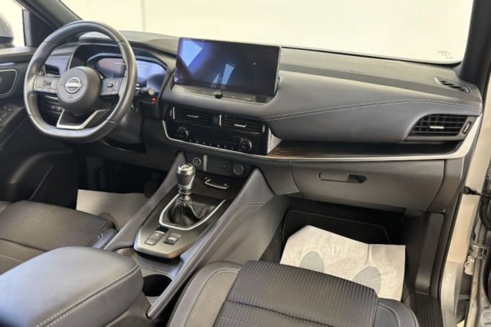 Nissan Qashqai usata a Latina (9)