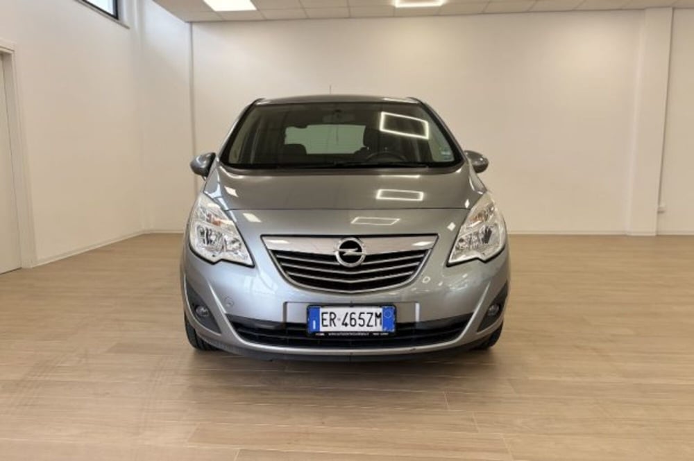 Opel Meriva usata a Latina (2)