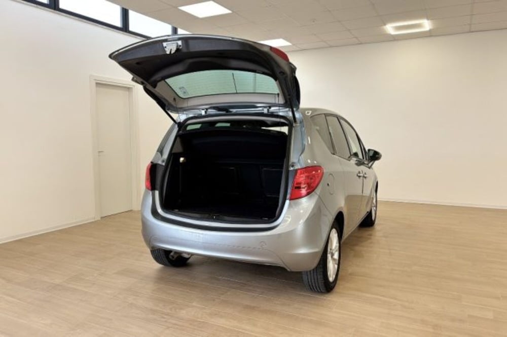 Opel Meriva usata a Latina (7)