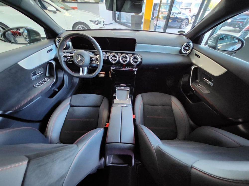 Mercedes-Benz Classe A usata a Milano (14)
