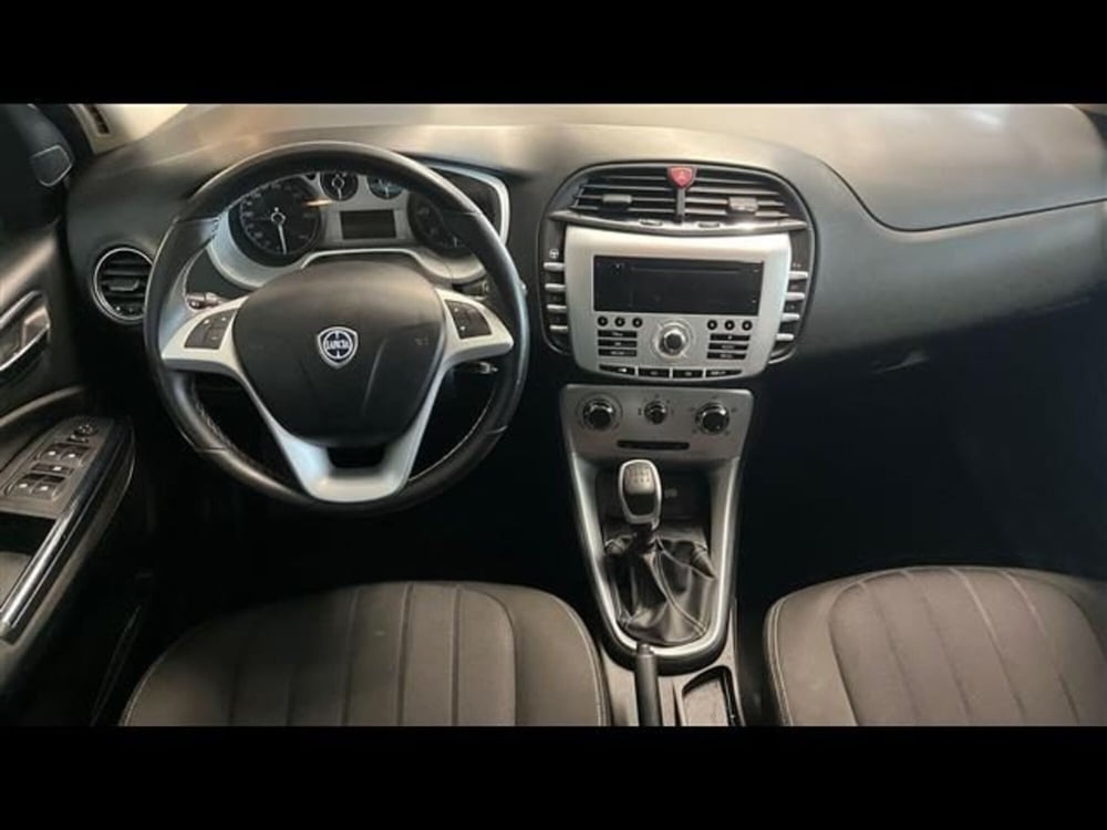 Lancia Delta usata a Firenze (7)