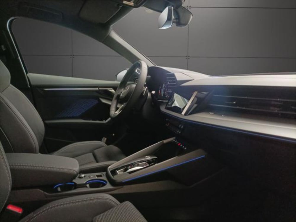 Audi A3 Sportback nuova a Milano (10)