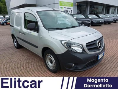 Mercedes-Benz Citan 1.5 111 CDI S&amp;S Furgone Long del 2019 usata a Magenta