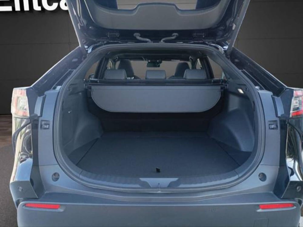 Subaru Solterra nuova a Milano (18)