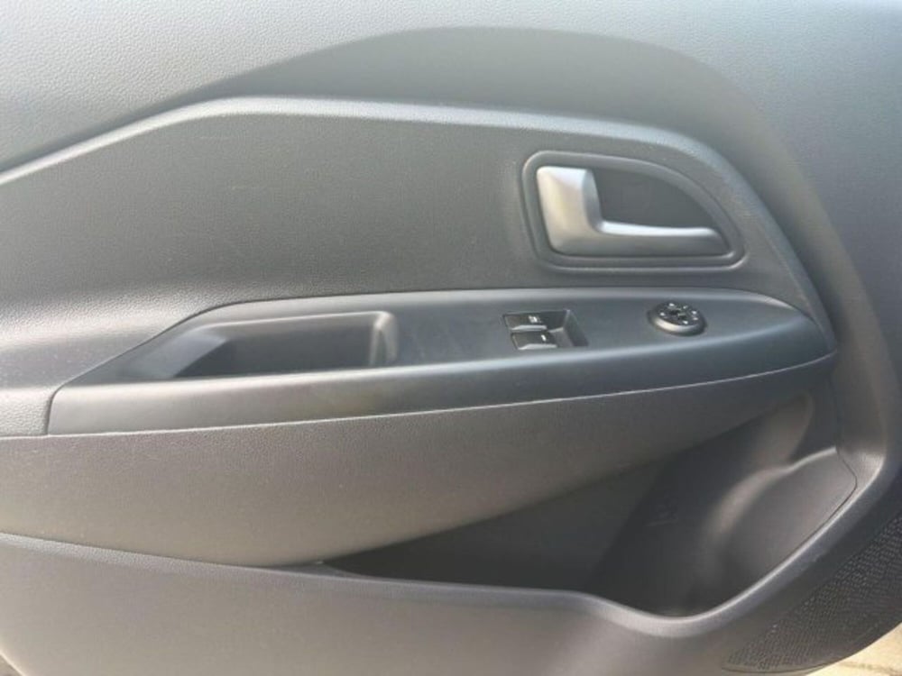 Kia Rio usata a Novara (12)