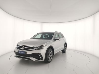 Volkswagen Tiguan 1.4 TSI eHYBRID DSG R-Line del 2023 usata a Arezzo