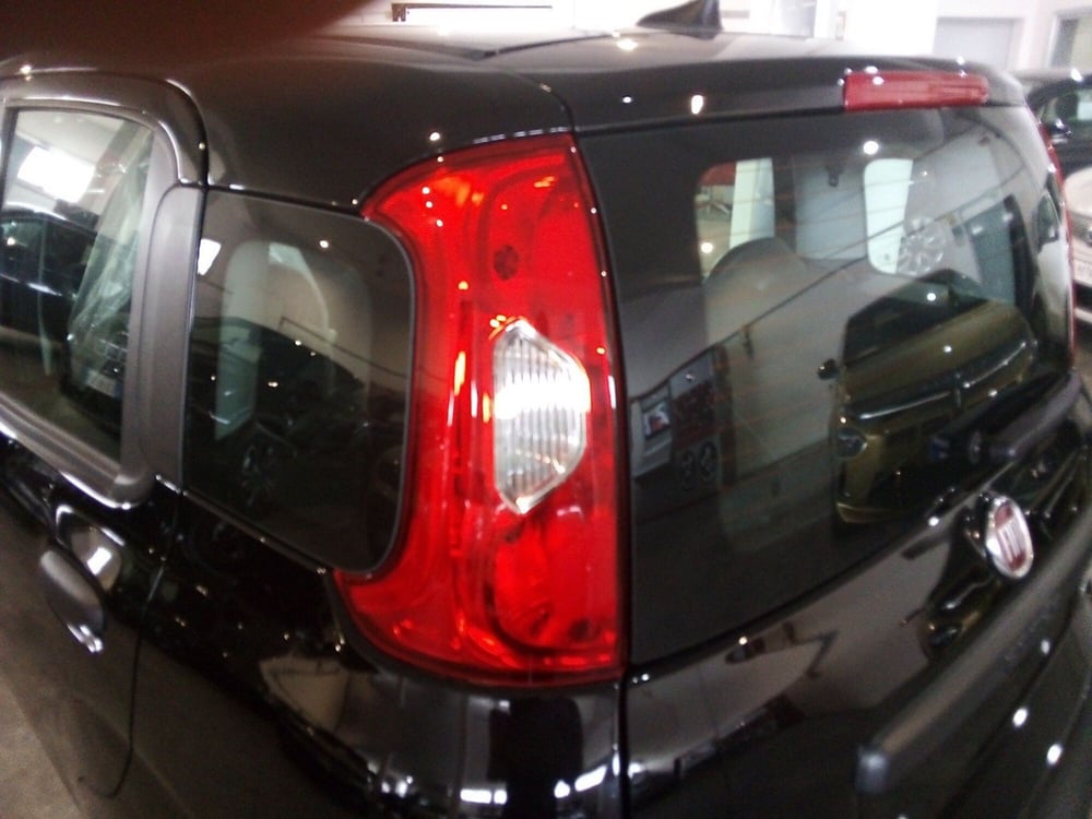 Fiat Panda Cross nuova a Brindisi (10)