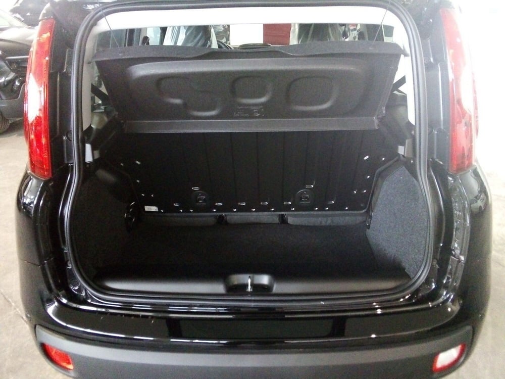 Fiat Panda Cross nuova a Brindisi (12)