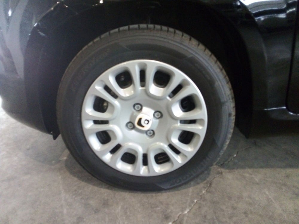 Fiat Panda Cross nuova a Brindisi (13)