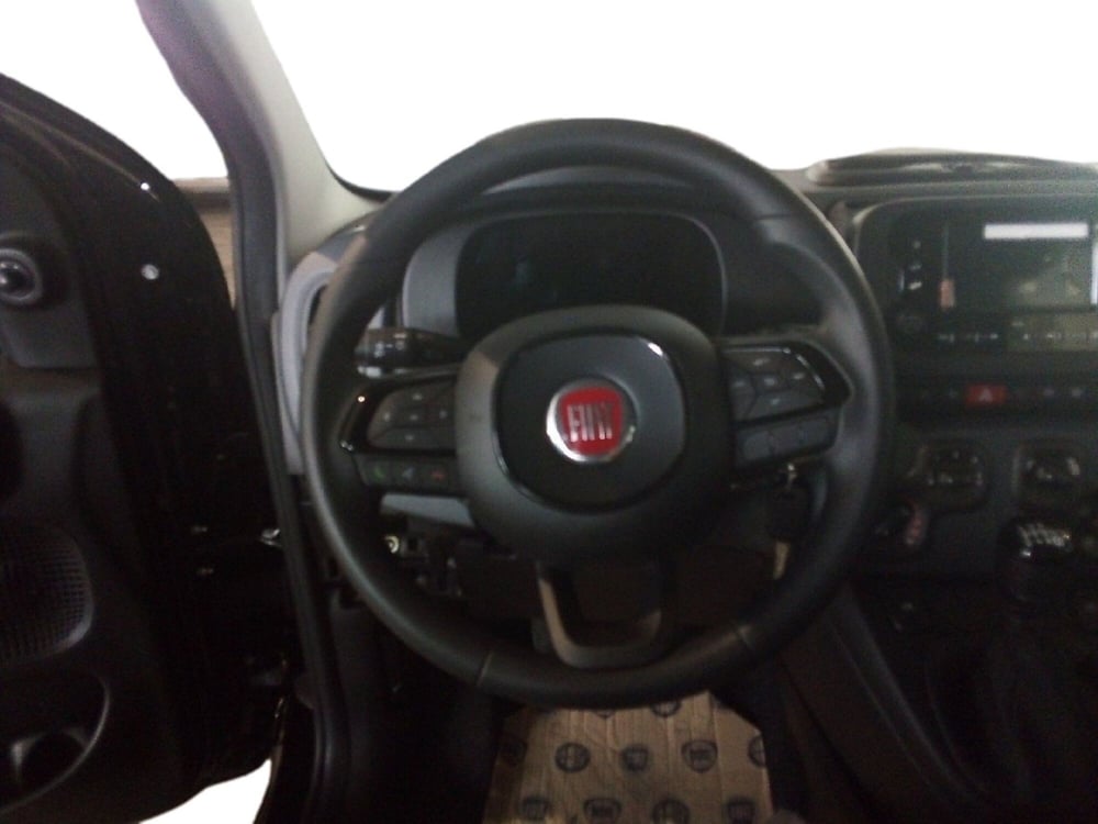 Fiat Panda Cross nuova a Brindisi (17)